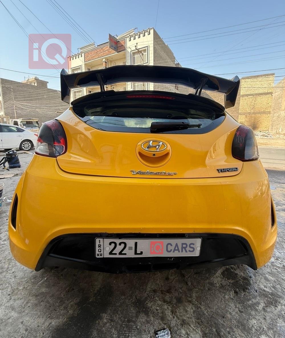 Hyundai Veloster